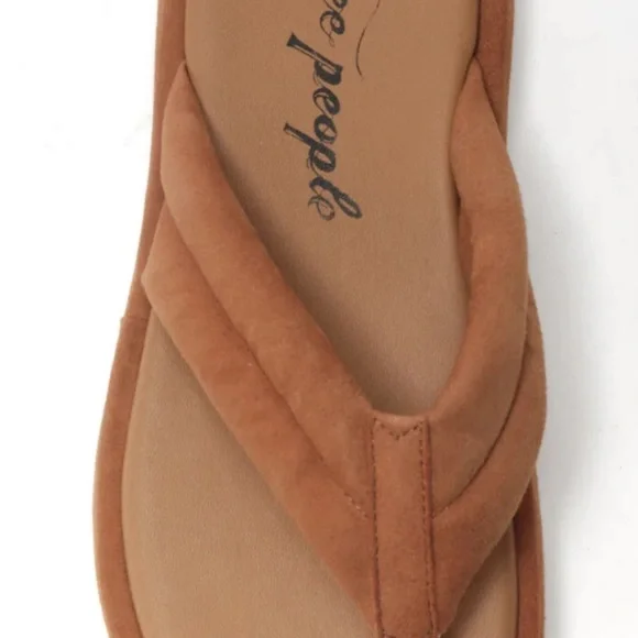 New Free People Wonderland Thong Flip Flops Sandals Suede Tan 8/39 Womens - Picture 7 of 10